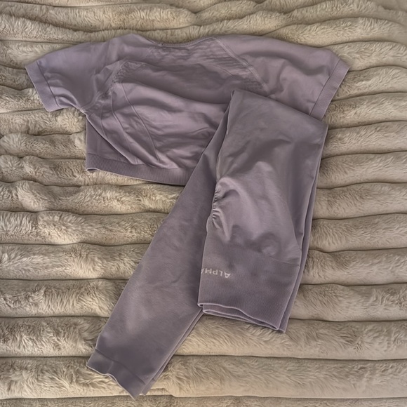 Alphalete lilac set size SMALL - Picture 3 of 4
